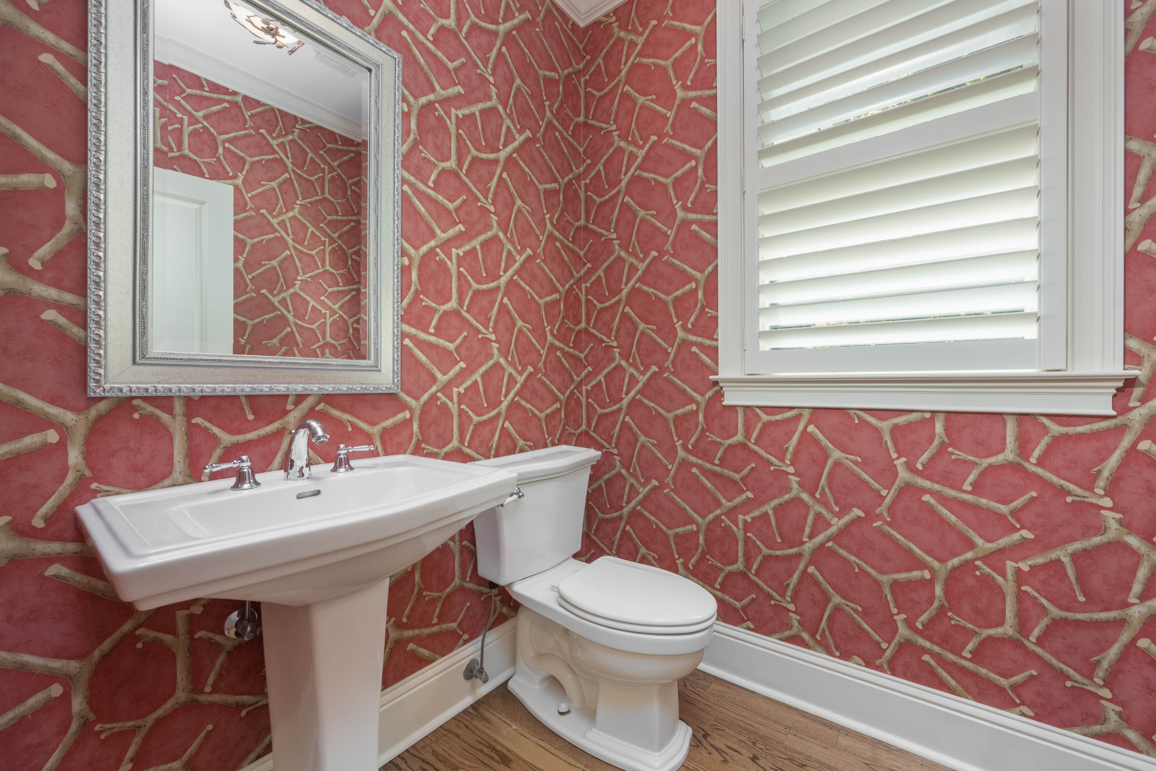 1050 Dejarnet Place image 26